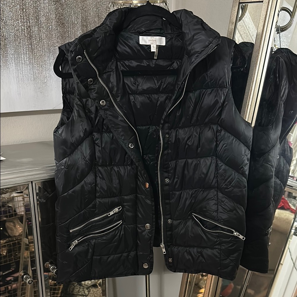 Women's Black Quilted Puffer Vest